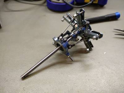 rc_helicopter_rotor_head.jpg